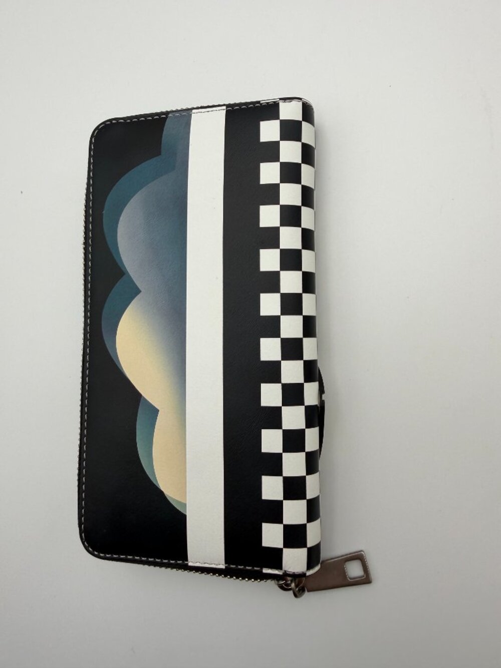 NEW Marc Jacobs Zip Around Wallet - Picture 3 of 6
